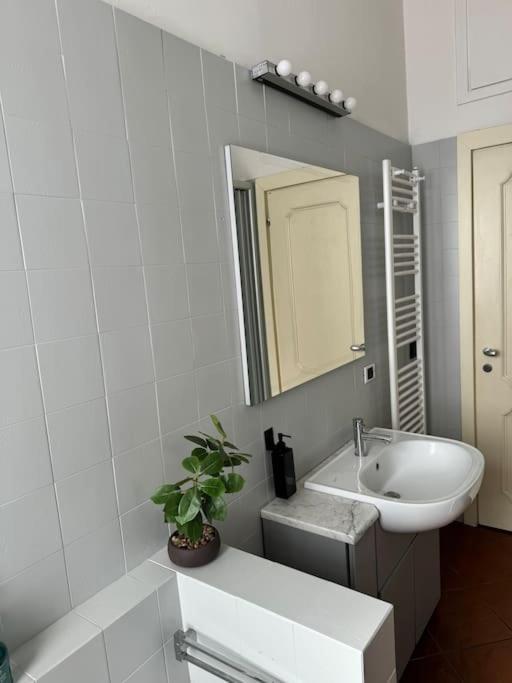 Apartament Ponthouse: Navigli, Iulm, Romolo Mediolan Zewnętrze zdjęcie